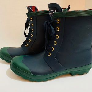 NWOT Tommy Hilfiger Renegade Rain Boots Size 10